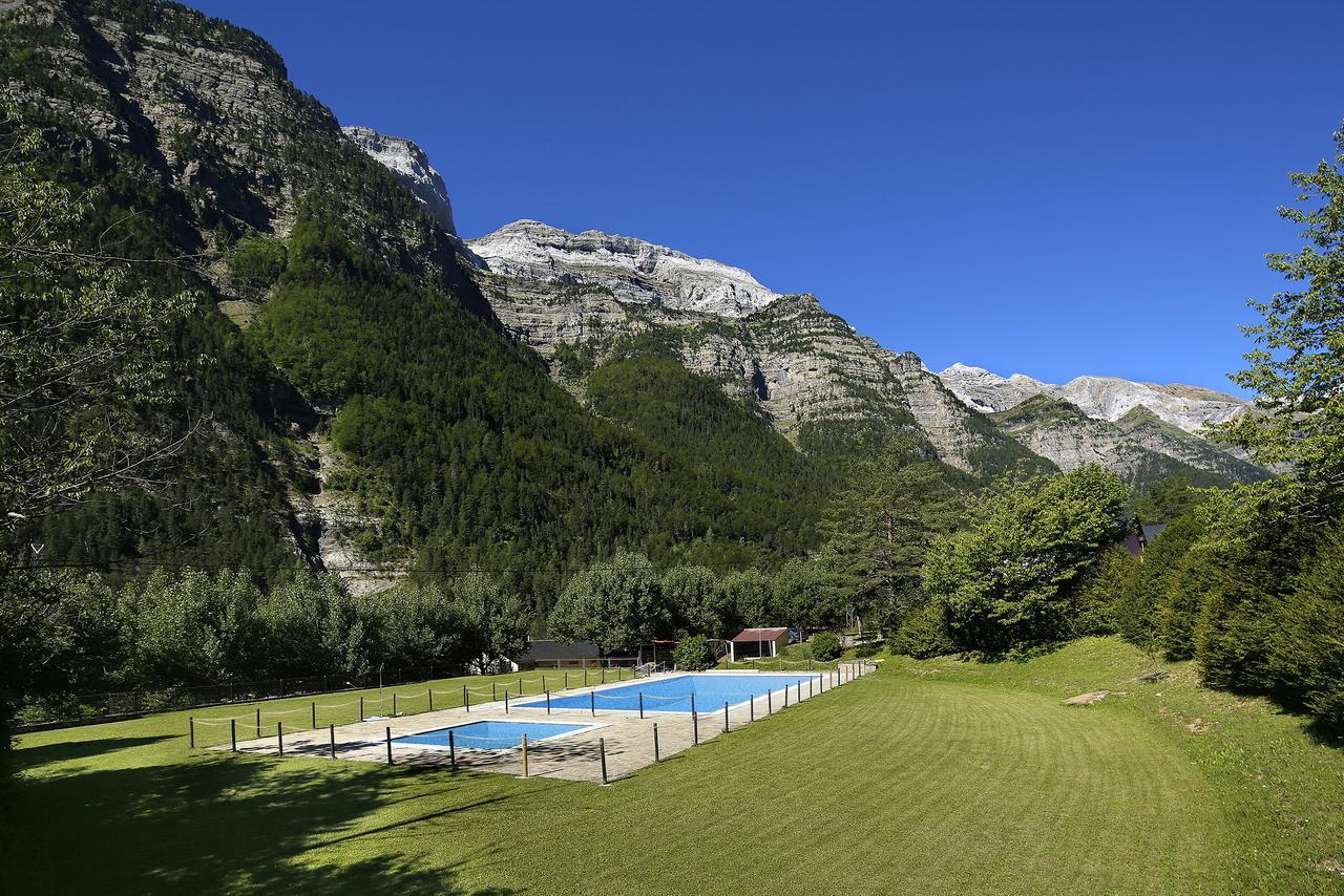 Camping Pineta Hotel Bielsa Exterior photo