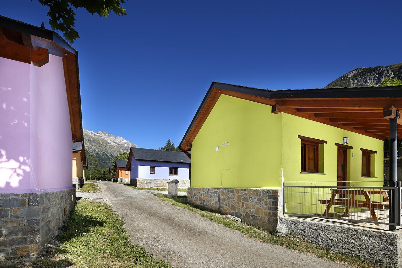 Camping Pineta Hotel Bielsa Exterior photo